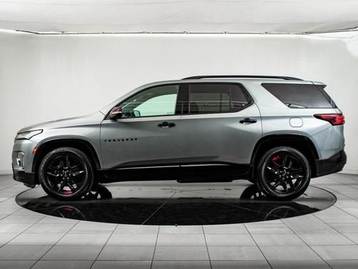 Gray 2023 Chevrolet Traverse Premier