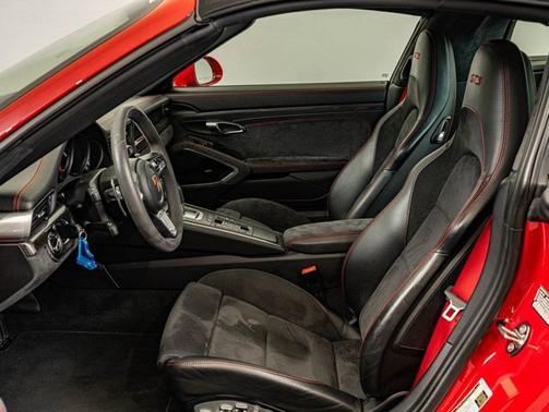 2017 Porsche 911 Targa 4 GTS