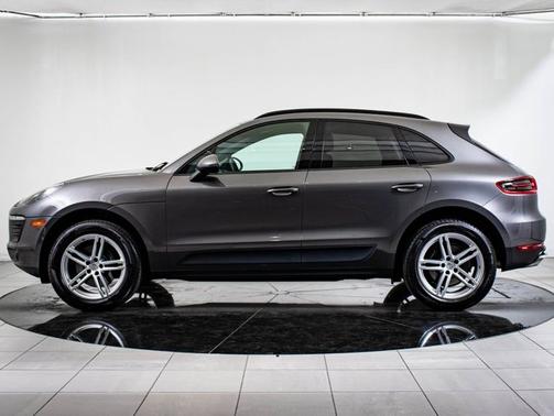 2018 Porsche Macan Base