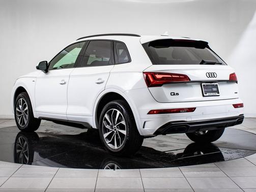 2024 Audi Q5 S line Premium