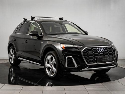 2023 Audi Q5 S line Premium Plus