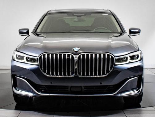 2020 BMW 740 740i