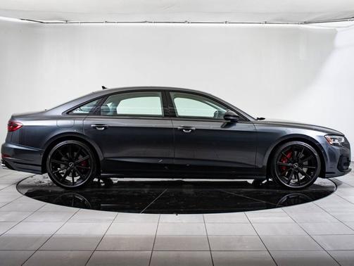 2022 Audi S8 4.0T