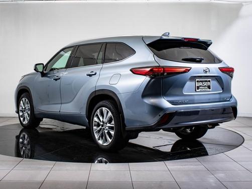 2023 Toyota Highlander Limited