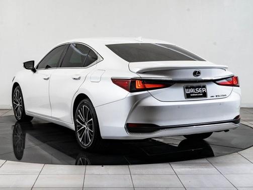 Eminent White Pearl 2022 Lexus ES 250 ES 250