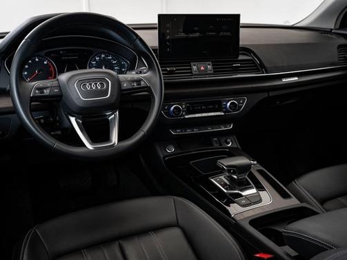 2023 Audi Q5 Premium