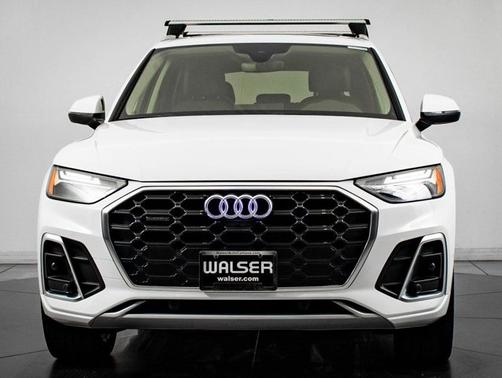 Ibis White 2023 Audi Q5 S line Premium Plus
