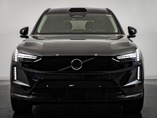 2025 Volvo EX90 Plus