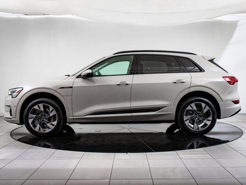 2021 Audi e-tron Premium