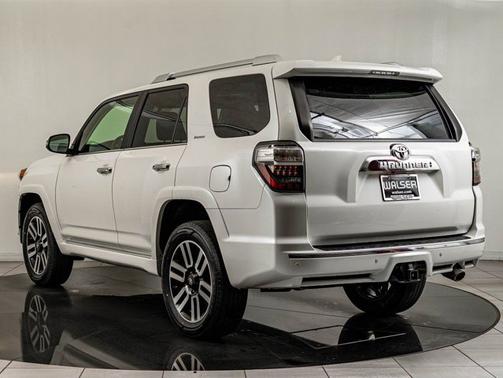 Blizzard Pearl 2019 Toyota 4Runner Limited