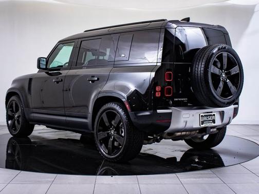 2021 Land Rover Defender SE