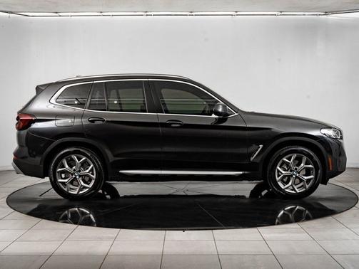Dark Graphite Metallic 2024 BMW X3 xDrive30i