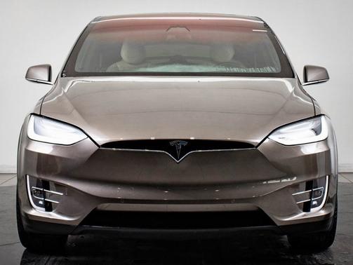 2016 Tesla Model X 90D