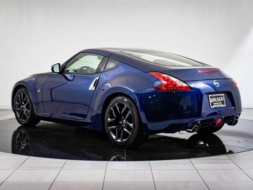 2017 Nissan 370Z Sport