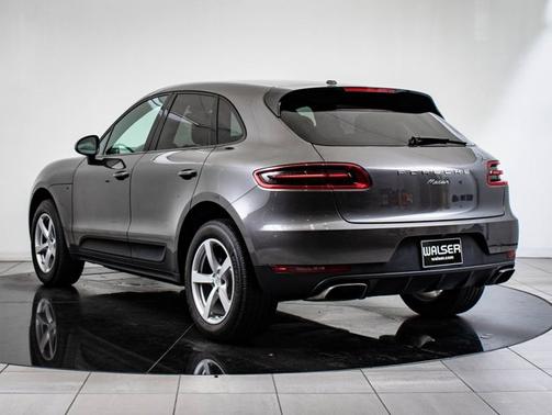 2017 Porsche Macan 