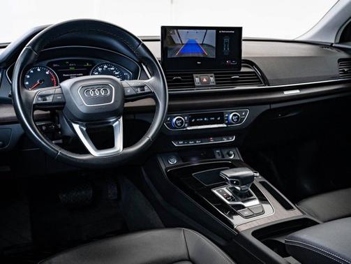 Black Metallic 2023 Audi Q5 Premium