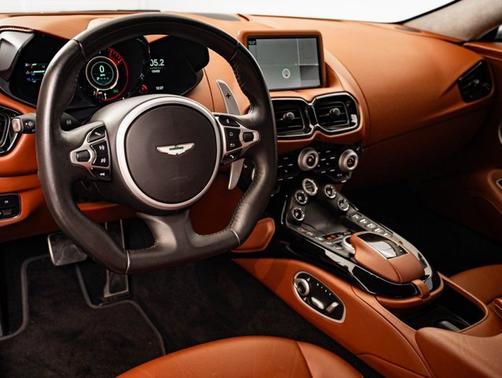 2020 Aston Martin Vantage 