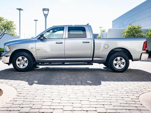 2022 RAM 1500 SLT