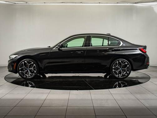 2025 BMW 330 330i xDrive