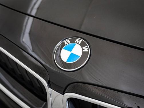 2023 BMW 230 230i xDrive
