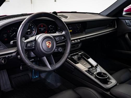 2024 Porsche 911 Carrera