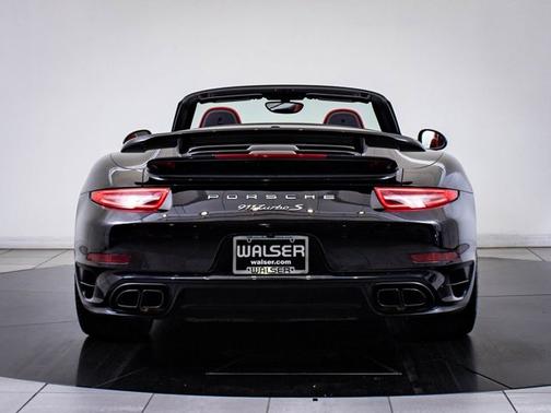 2015 Porsche 911 Turbo S