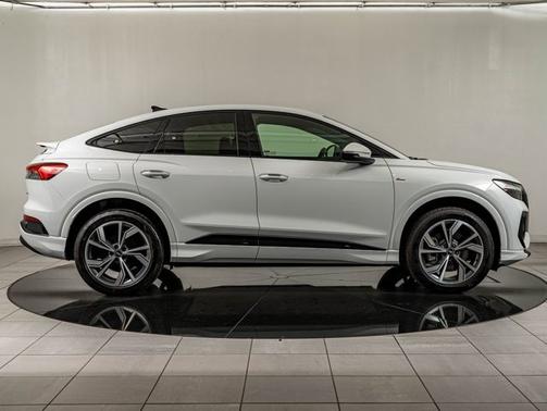 Glacier White 2023 Audi Q4 e-tron Premium