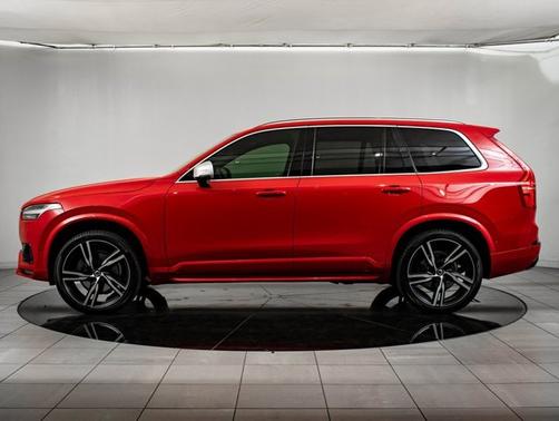 2018 Volvo XC90 T5 R-Design