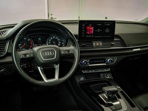2023 Audi Q5 Premium