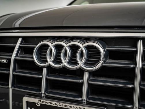 2023 Audi Q5 Premium