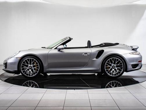 2016 Porsche 911 Turbo S