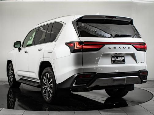 2024 Lexus LX 600 Premium