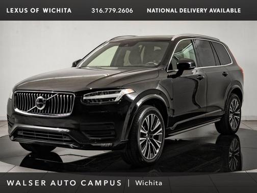 Black 2022 Volvo XC90 Momentum