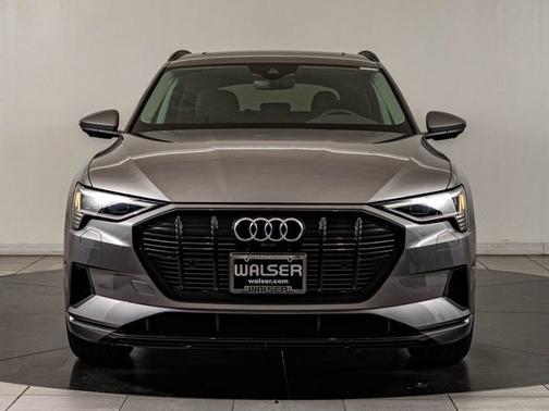 Gray Metallic 2022 Audi e-tron Premium