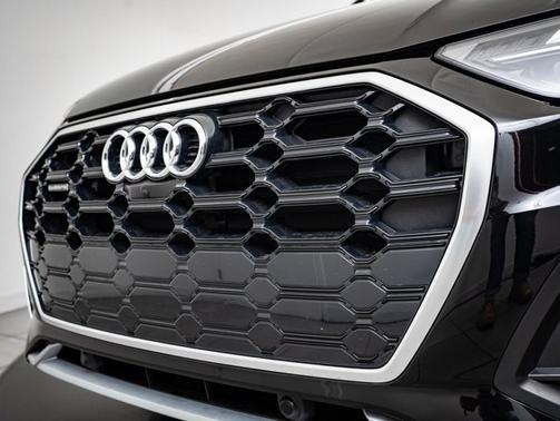 2024 Audi Q5 S line Premium Plus
