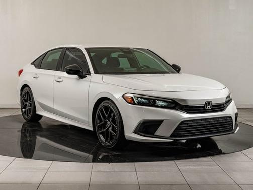 White 2022 Honda Civic Sport