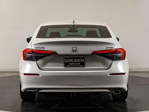 White 2022 Honda Civic Sport