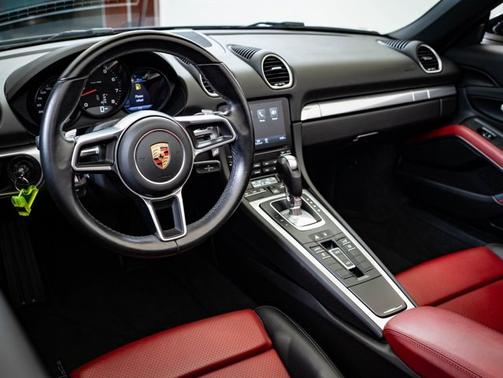 2018 Porsche 718 Boxster 