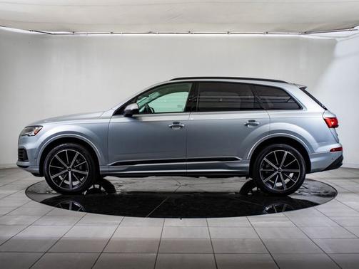 2024 Audi Q7 Premium Plus