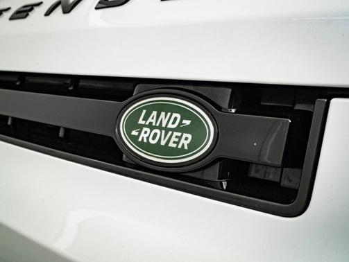 2023 Land Rover Defender X-Dynamic SE