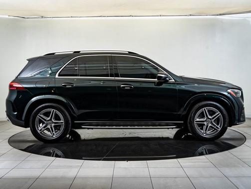 Emerald Green 2024 Mercedes-Benz GLE 450 GLE 450