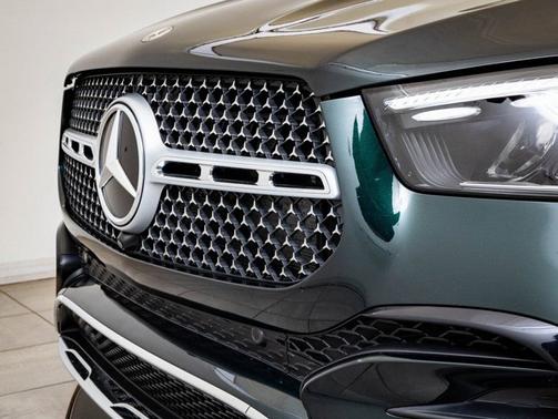 Emerald Green 2024 Mercedes-Benz GLE 450 GLE 450