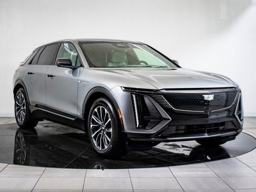 2024 Cadillac LYRIQ Sport