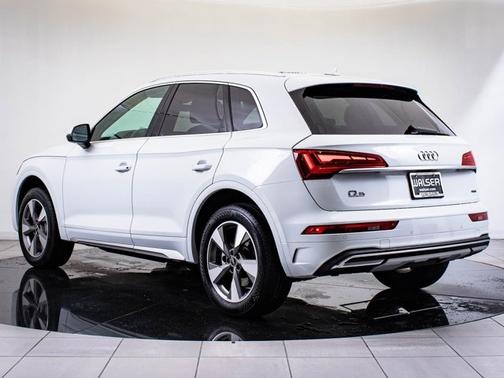 2023 Audi Q5 Premium Plus