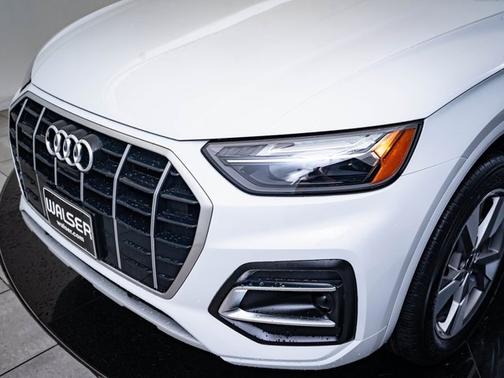 2023 Audi Q5 Premium Plus