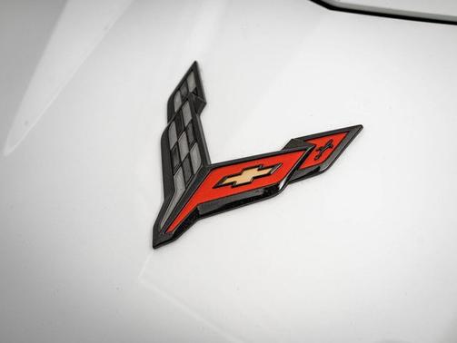 Arctic White 2023 Chevrolet Corvette 3LZ