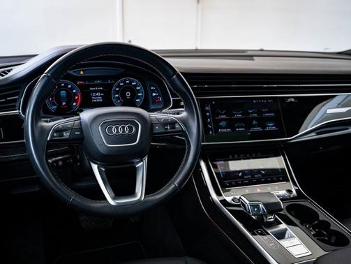 2021 Audi Q8 Prestige