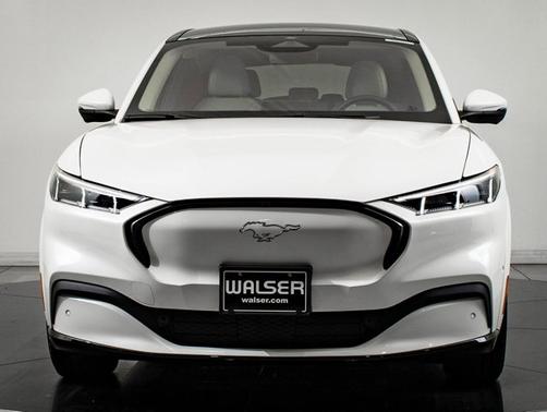 2022 Ford Mustang Mach-E Premium