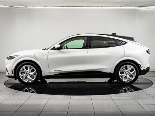 2022 Ford Mustang Mach-E Premium