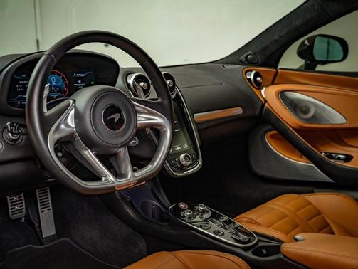 2025 McLaren GTS TechLux